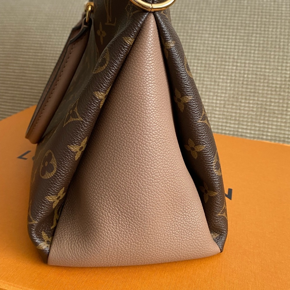 πΈLouis Vuitton Pallas MMπΈ - Picture 6 of 16